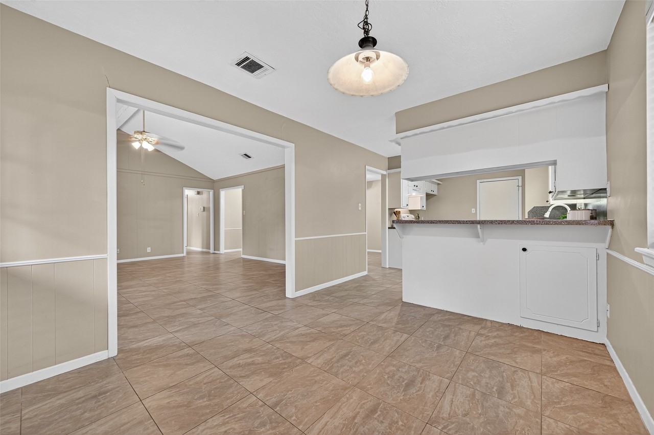 23919 Farm Hill Drive #23919 - Photo 2 of 44