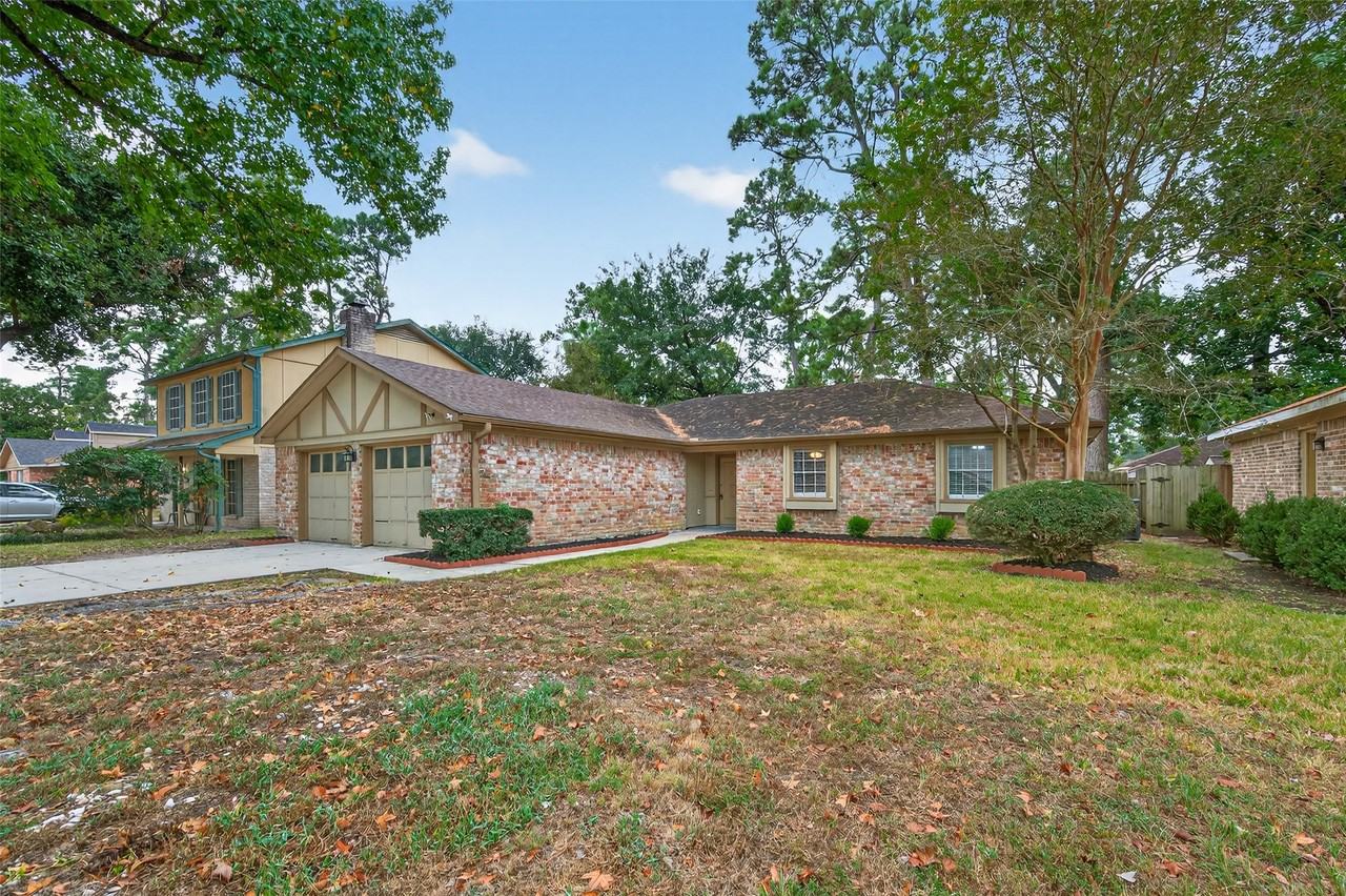 23919 Farm Hill Drive #23919 - Photo 4 of 44