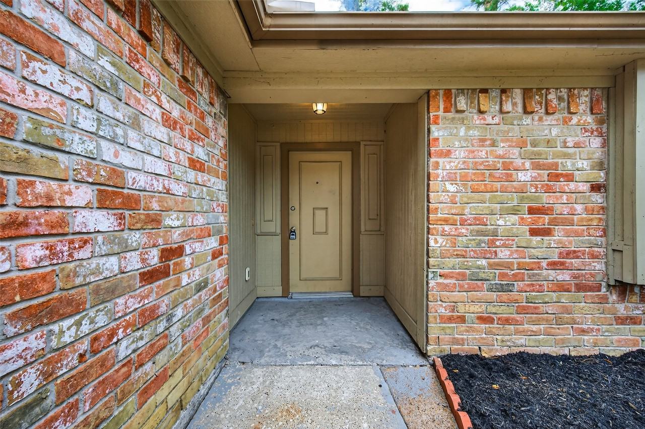 23919 Farm Hill Drive #23919 - Photo 5 of 44