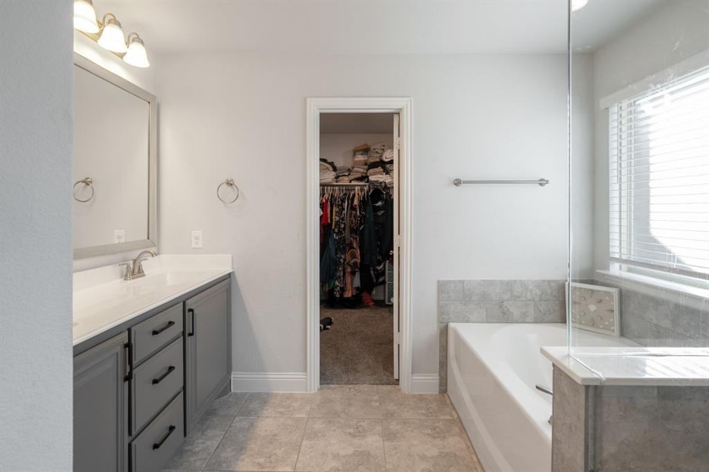 3604 Kimberly Court #3604 - Photo 6 of 40