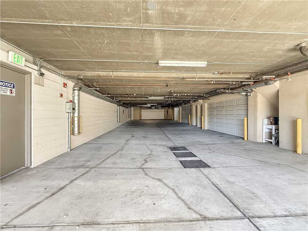 255 North Michigan Avenue #255-4 - Photo 6 of 20