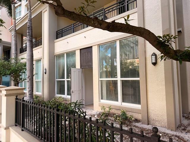 550 Okeechobee Boulevard #550-121 - Photo 5 of 22