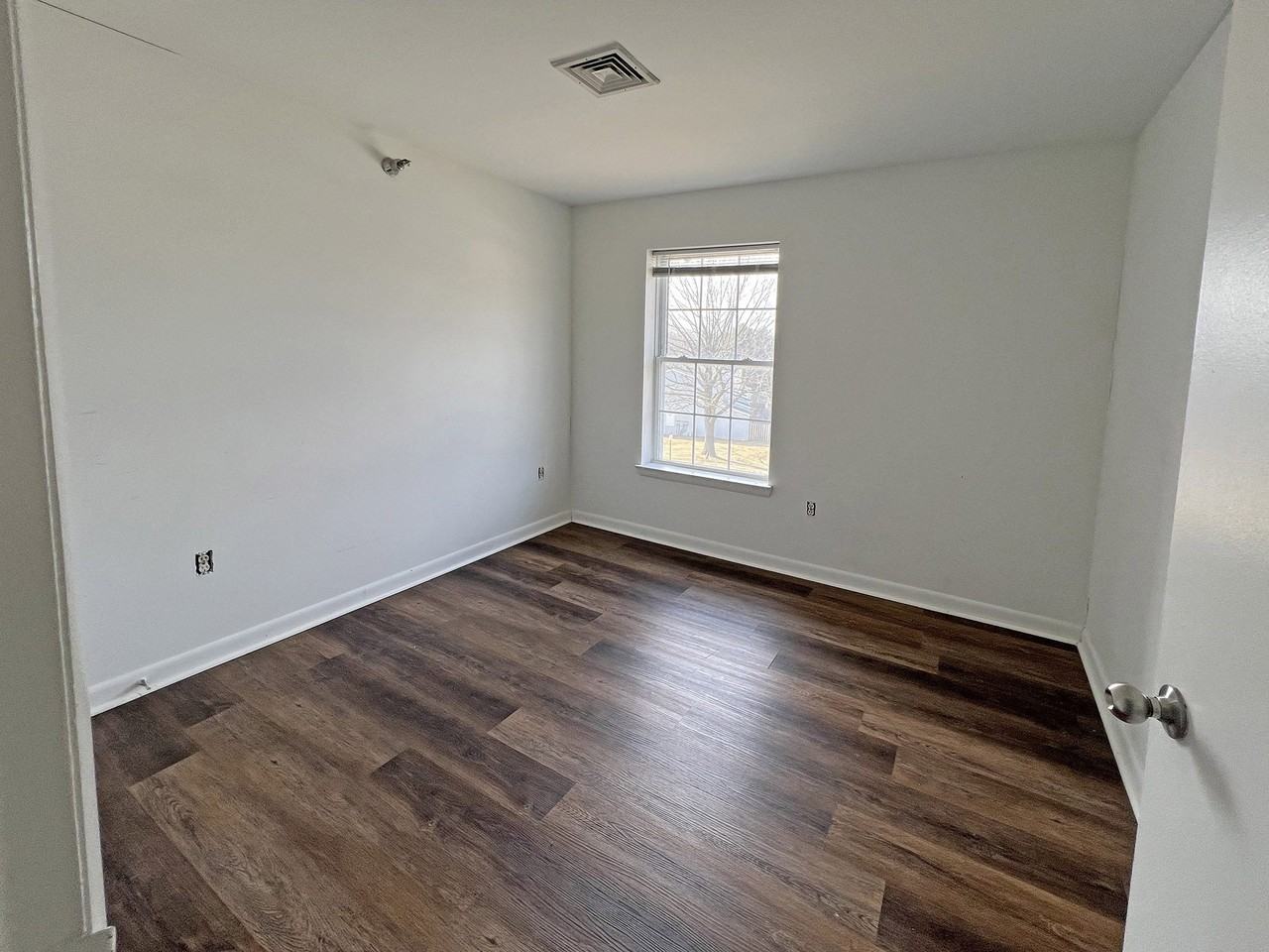 Fairmount Park - Photo 6 of 14