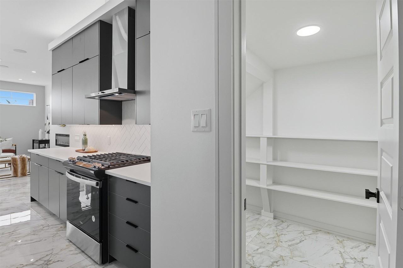 2939 El Fenice Ln #2939 - Photo 7 of 48