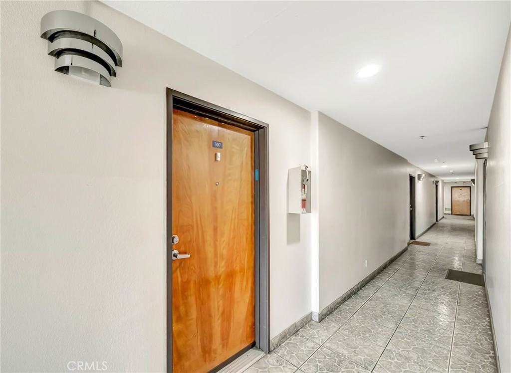 316 S New Hampshire Ave #316-307 - Photo 4 of 23