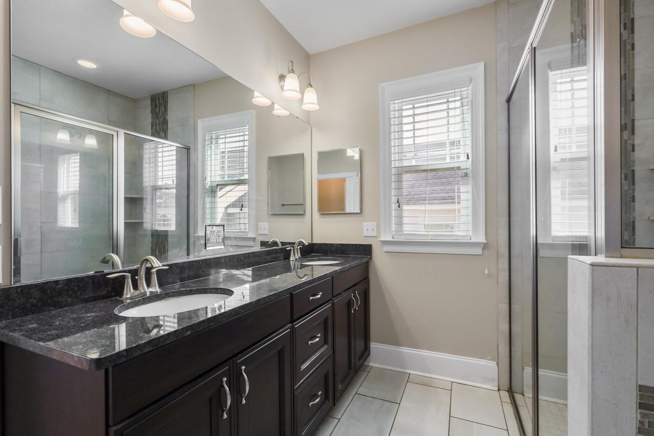 2561 Lantana Lane #2561 - Photo 2 of 46