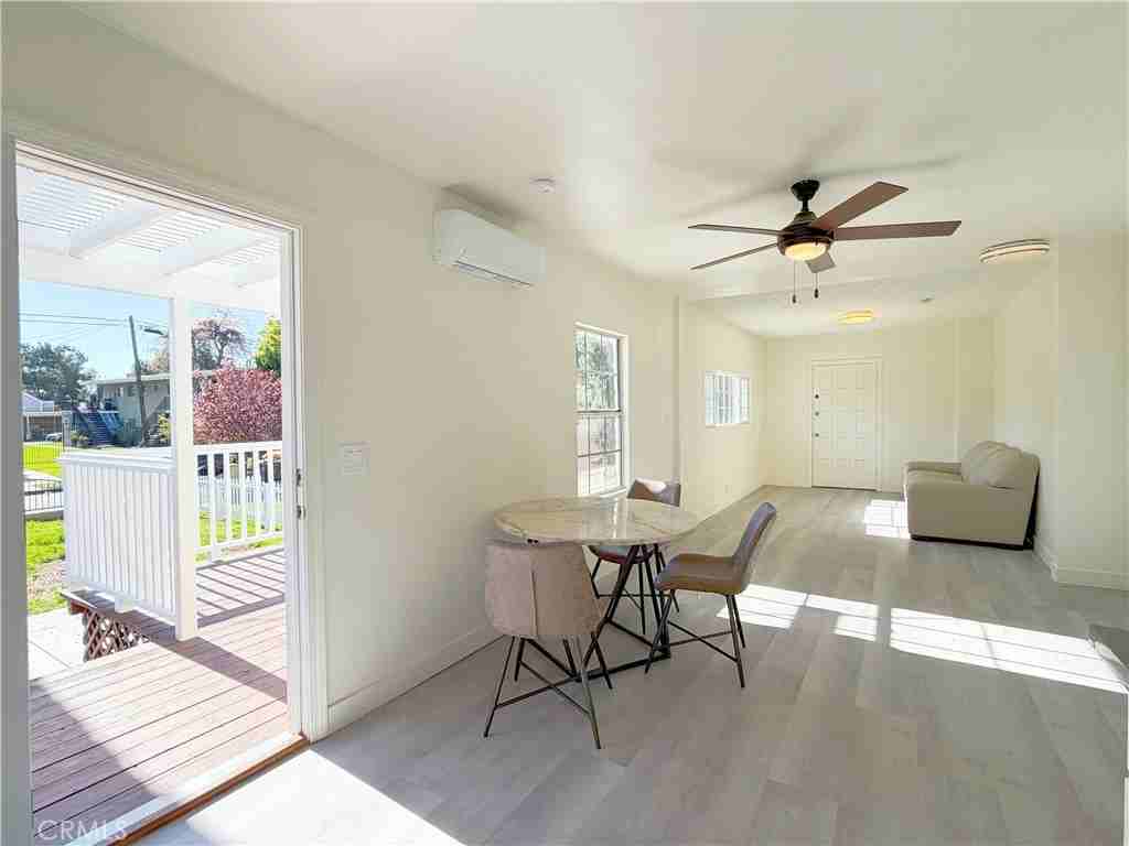 285 Parke St #285 - Photo 3 of 24