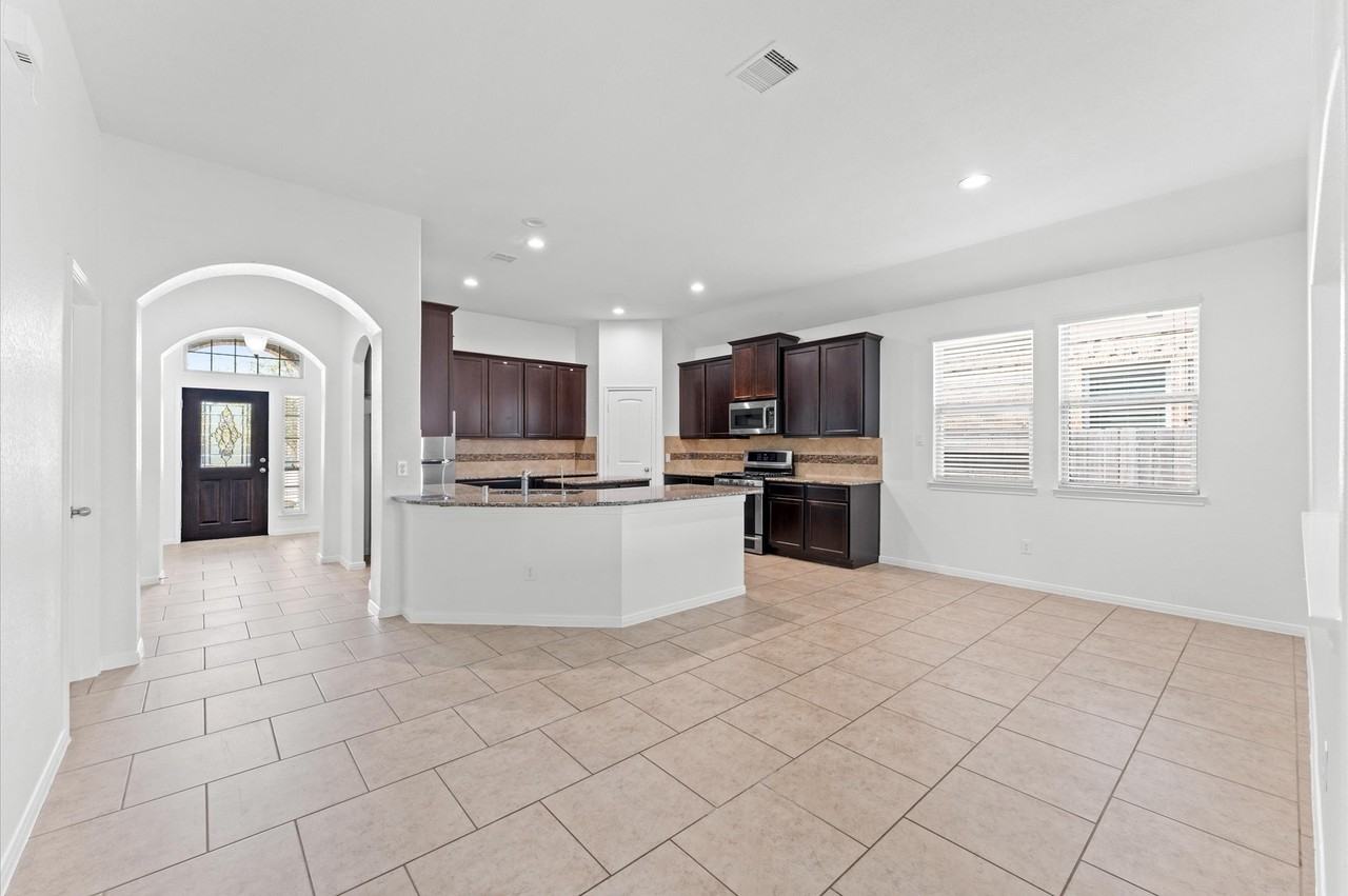 5610 Glenfield Spring Lane #5610 - Photo 7 of 28