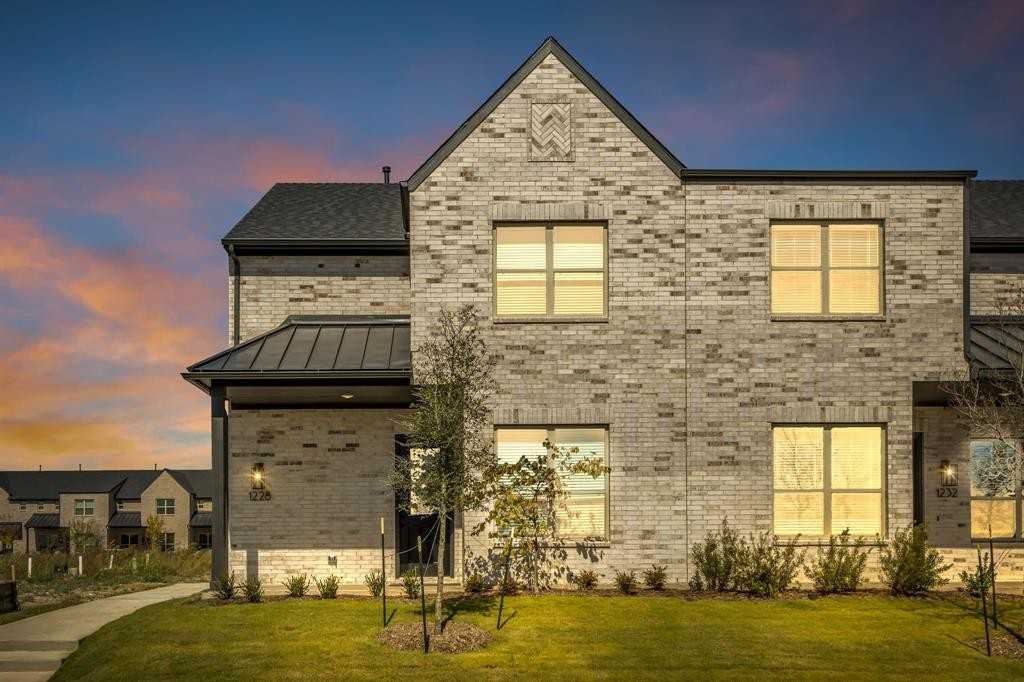 1228 Arkansas Springs St #1228 - Photo 3 of 38