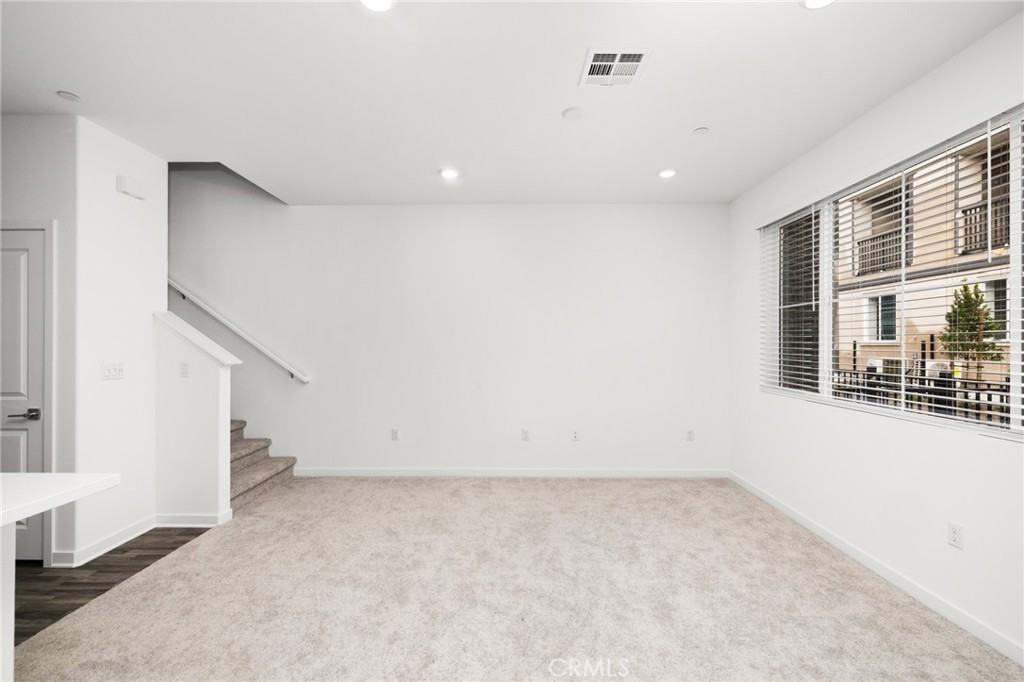 2753 Amberly Privado #2753 - Photo 6 of 30