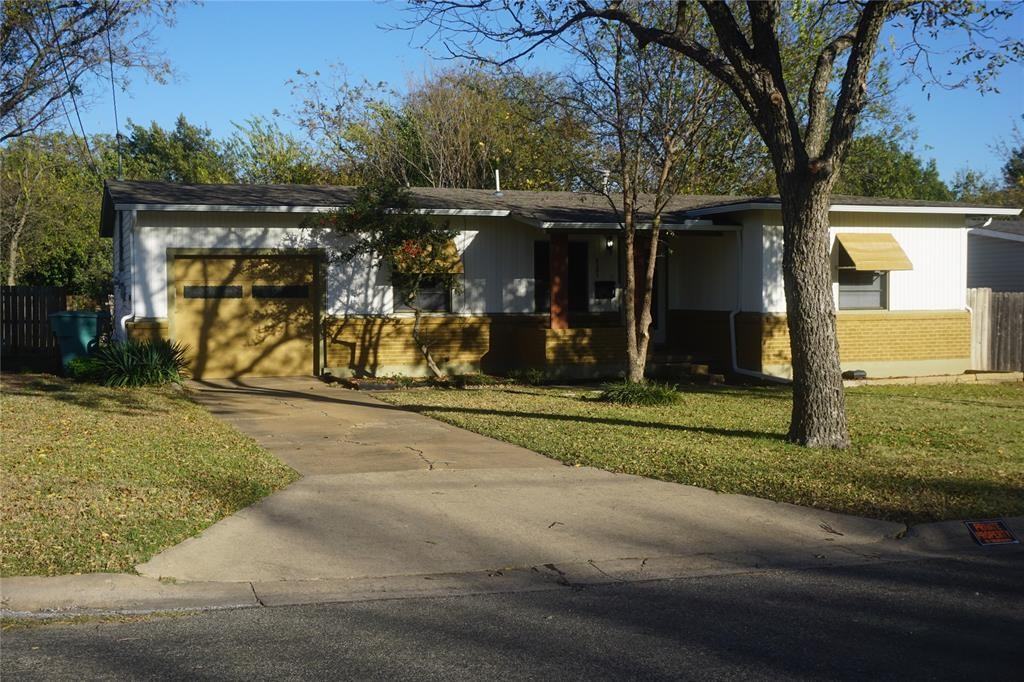 2121 N Hickory St #2121 - Photo 6 of 29