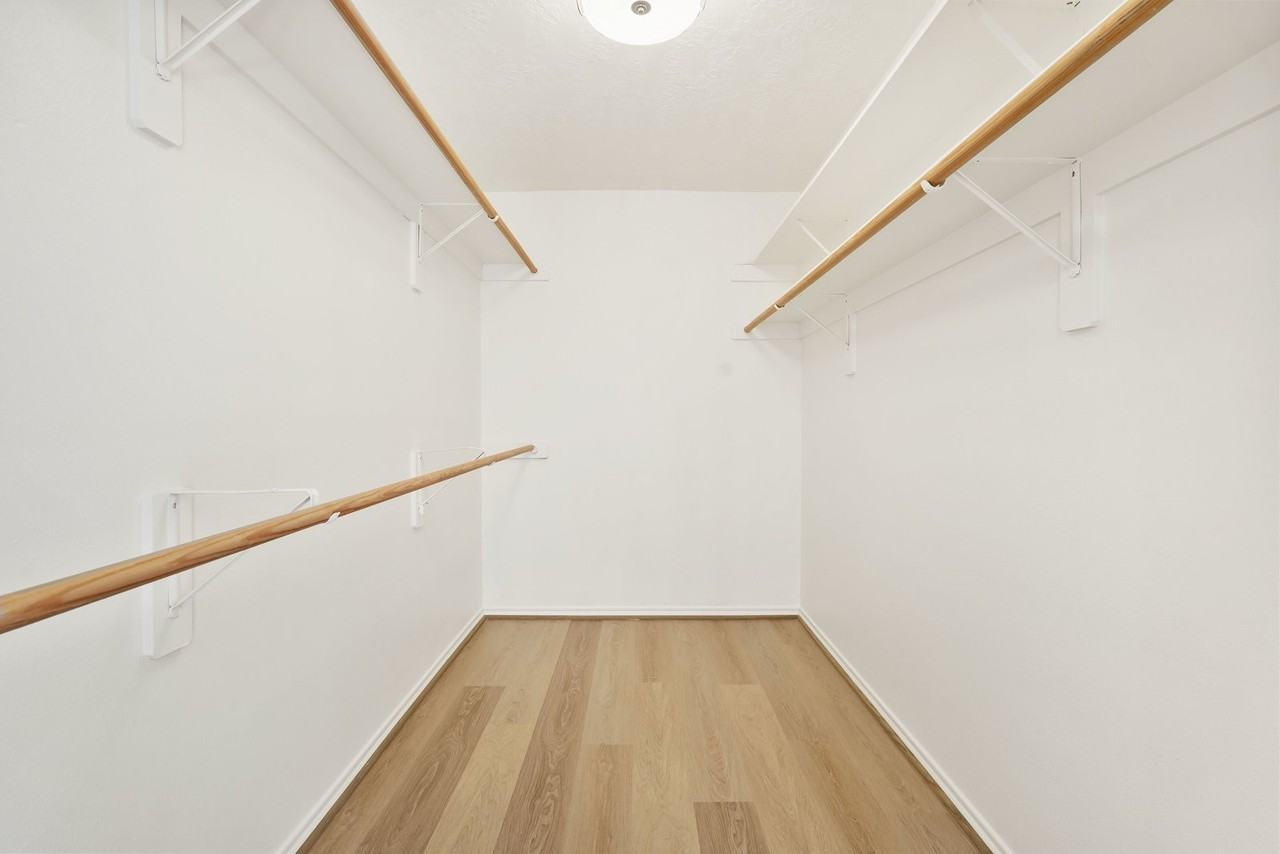 22015 Bronze Leaf Drive #22015 - Photo 7 of 23