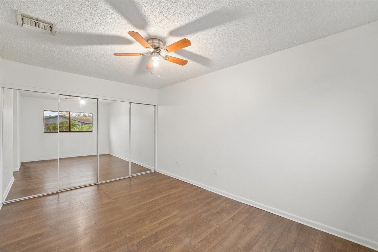 4749 Holly Lake Dr #4749 - Photo 3 of 20