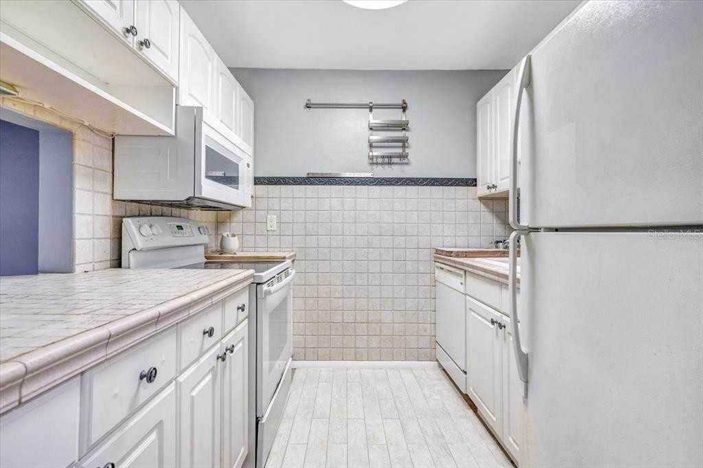 3254 S Semoran Blvd #3254-22 - Photo 6 of 13