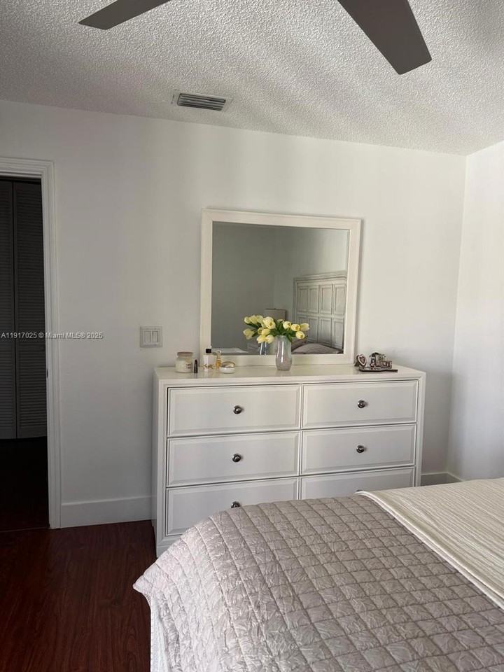 3451 Northwest 47th Avenue #3451-31102 - Photo 5 of 22