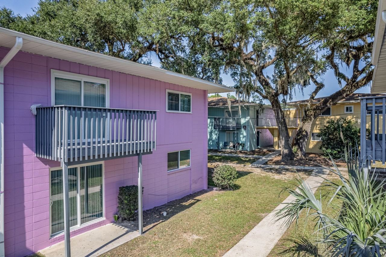 Serenity Place Central - Photo 5 of 50