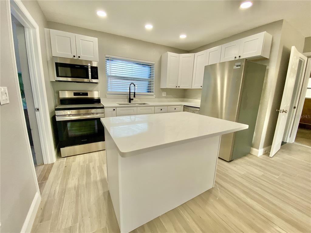 120 Grace St #120 - Photo 2 of 12