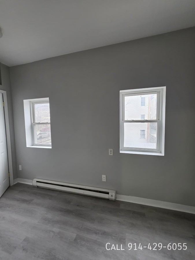 18 Seymour St #2R - Photo 5 of 9