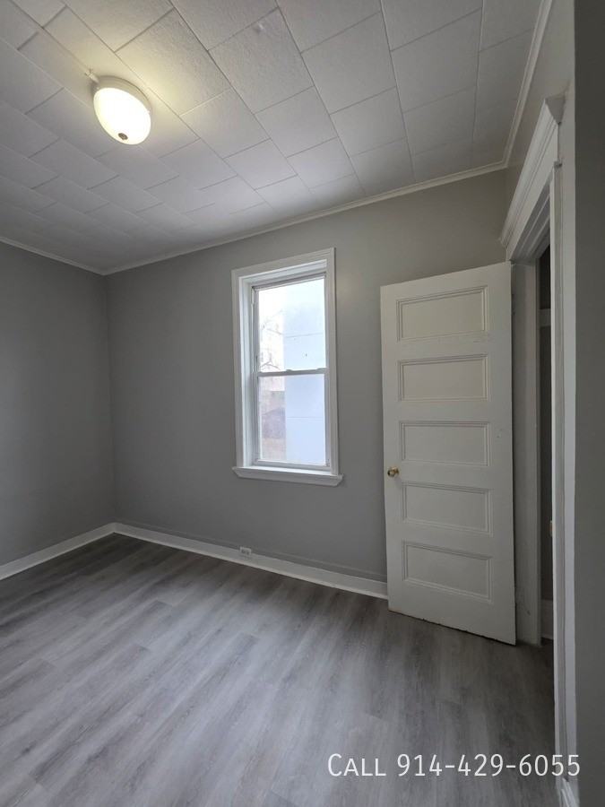 18 Seymour St #2R - Photo 7 of 9