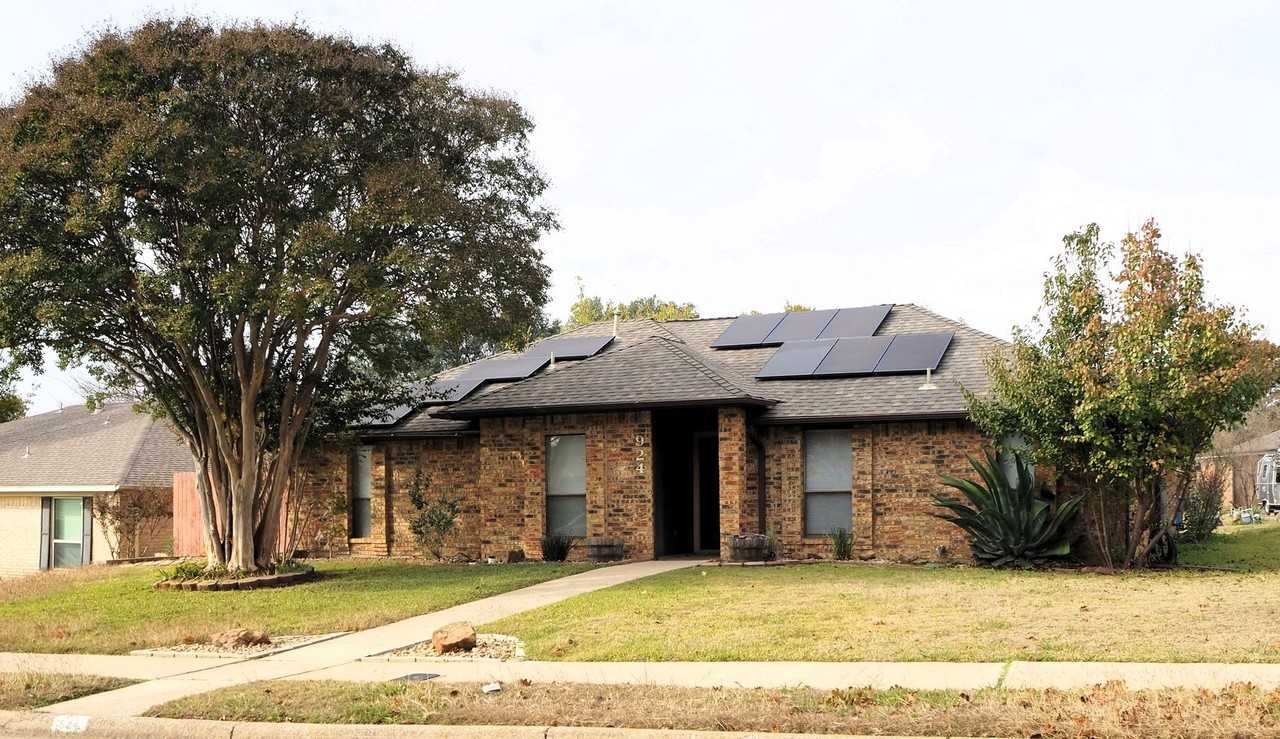 924 Summer Trail - Photo 3 of 25