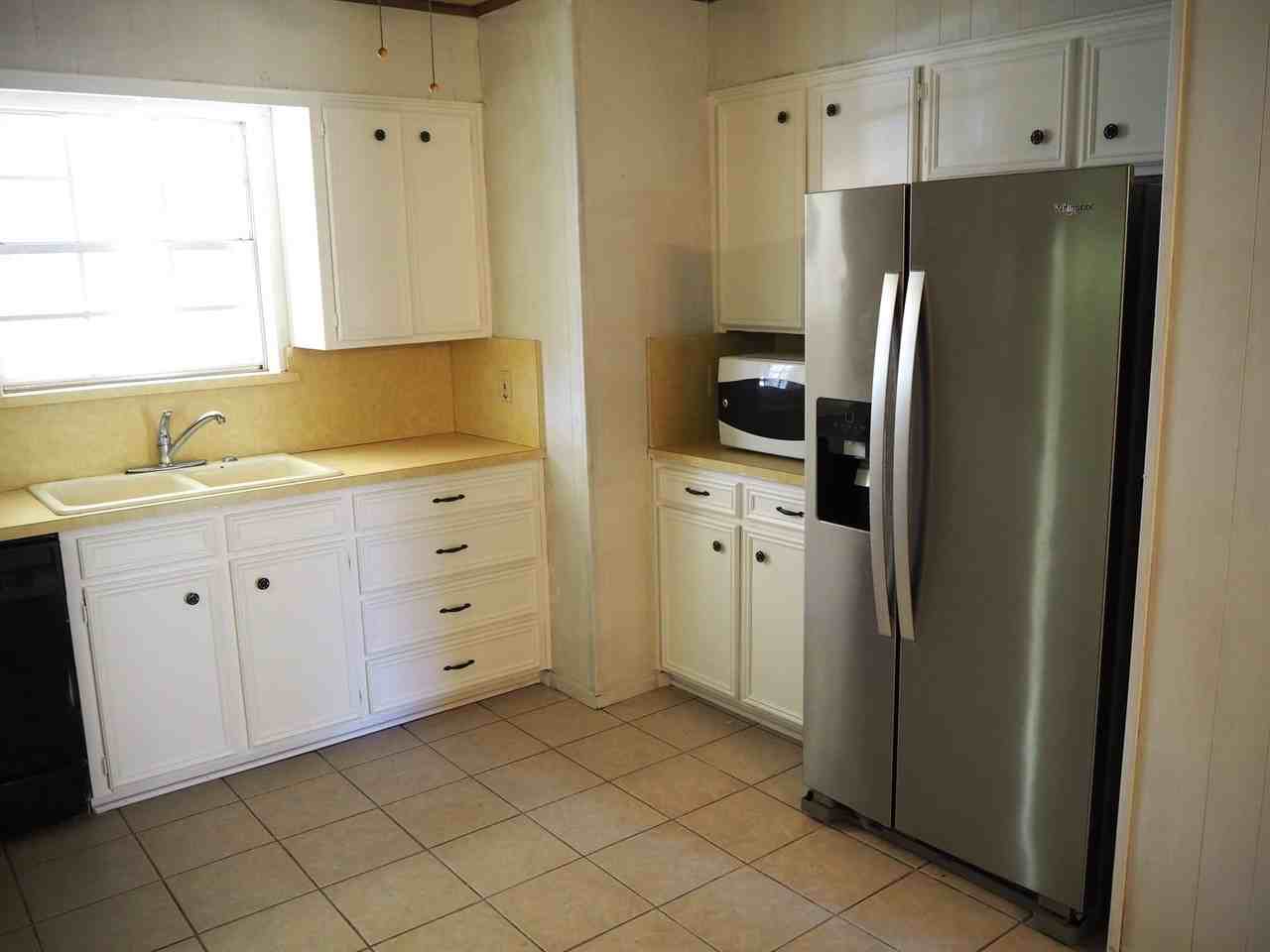 118 Perkins Road - Photo 6 of 34