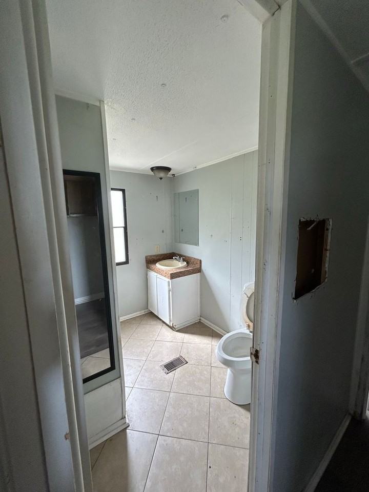 139 Hubert Boulevard #86 - Photo 5 of 14