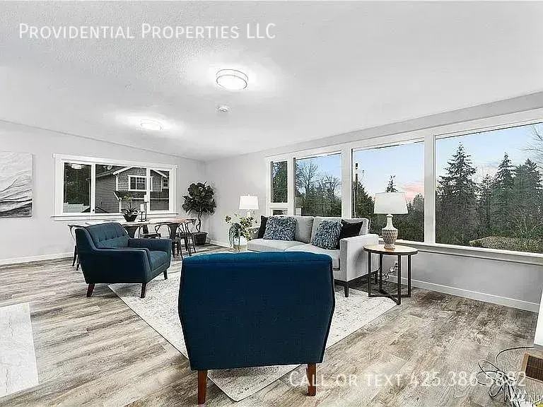 17023 Se Newport Way - Photo 5 of 26