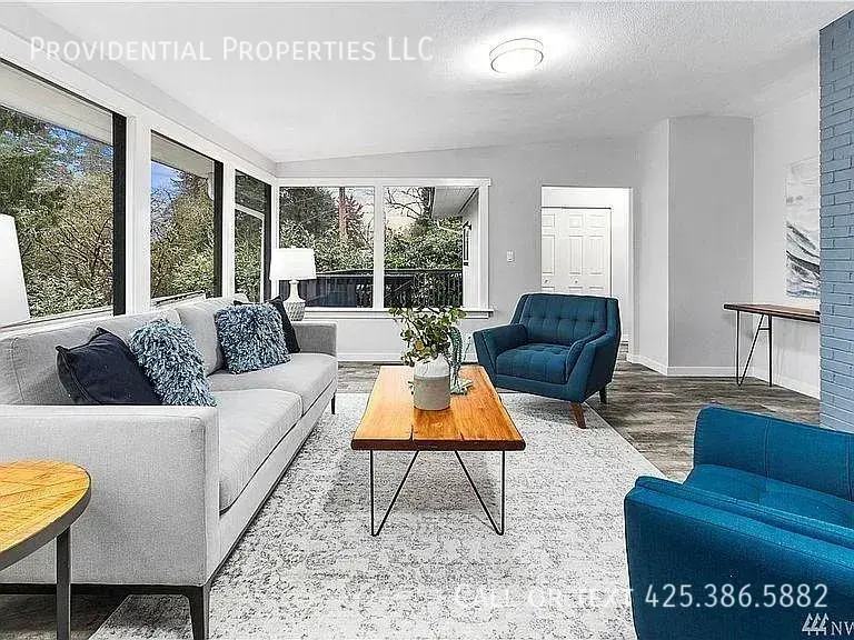 17023 Se Newport Way - Photo 6 of 26