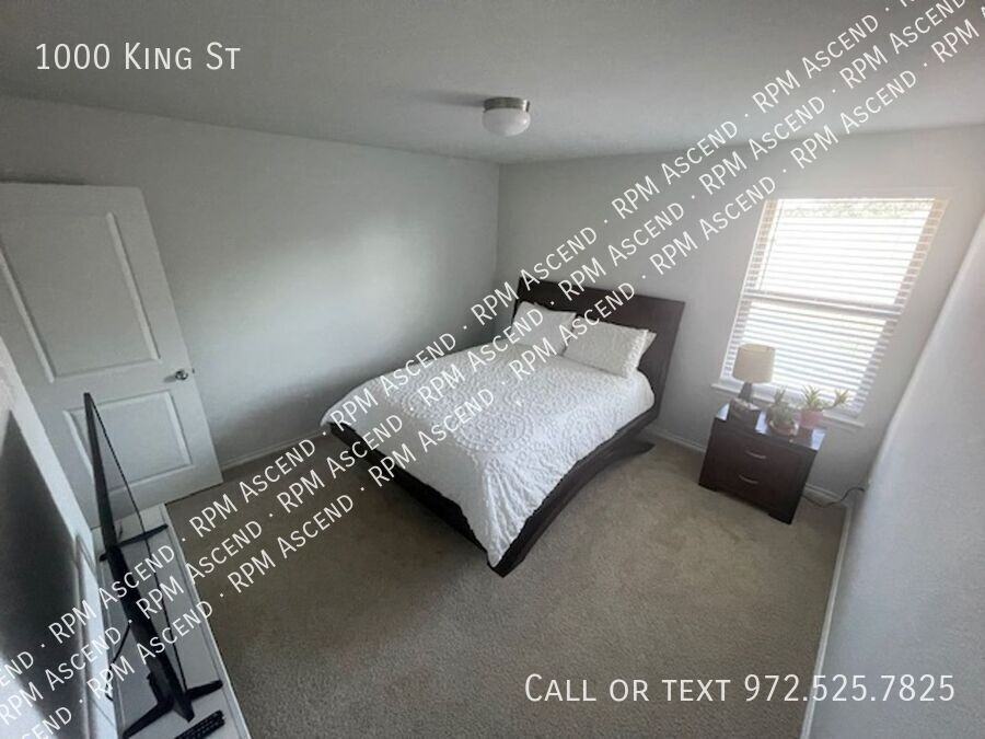 1000 King Street - Photo 6 of 19