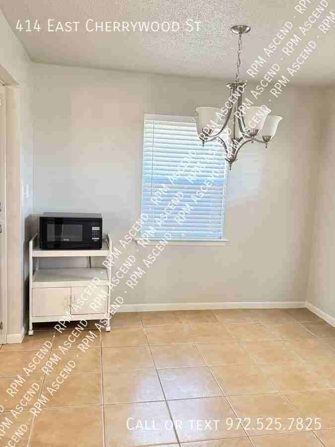 414 Cherrywood Lane - Photo 5 of 46