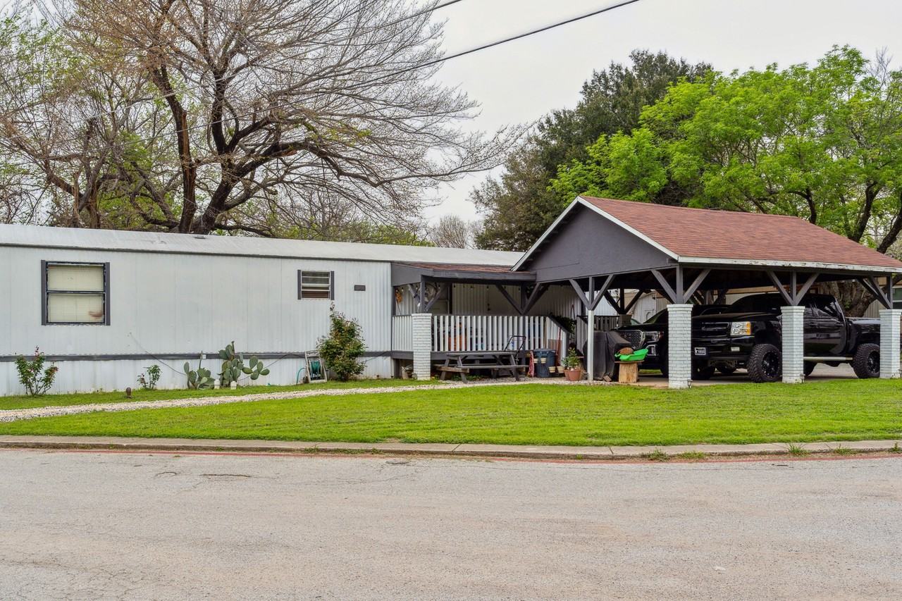 Oak Creek Ranch MHC - Photo 3 of 4