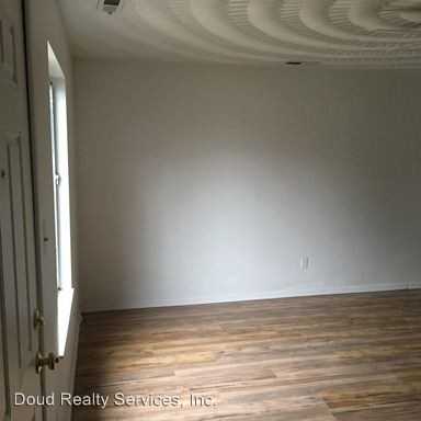 808 Thayor St - Photo 2 of 17