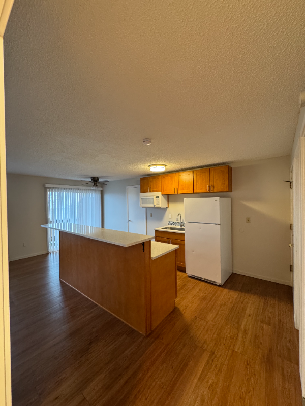 308 Summit Ave N #30 - Photo 3 of 11