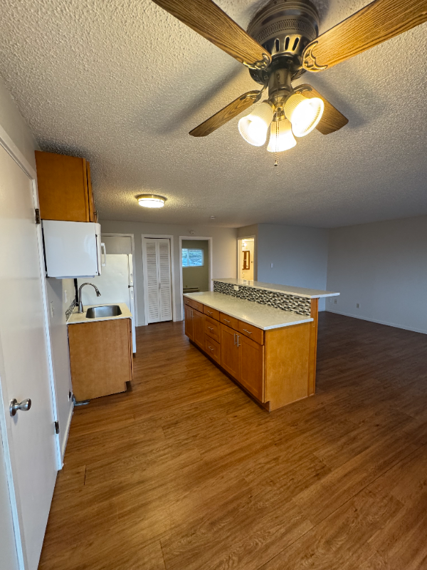 308 Summit Ave N #30 - Photo 6 of 11