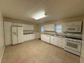 203 Pineview Avenue - Photo 1 of 1