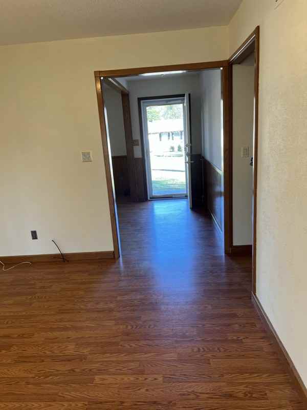 304 Smalley Street - Photo 2 of 17