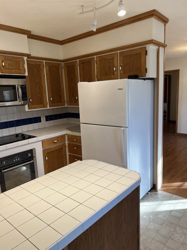 304 Smalley Street - Photo 5 of 17