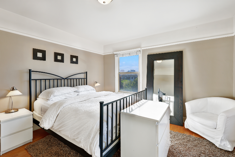 311 12th Ave E #C - Photo 4 of 14