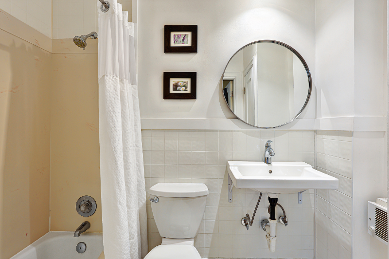 311 12th Ave E #C - Photo 5 of 14