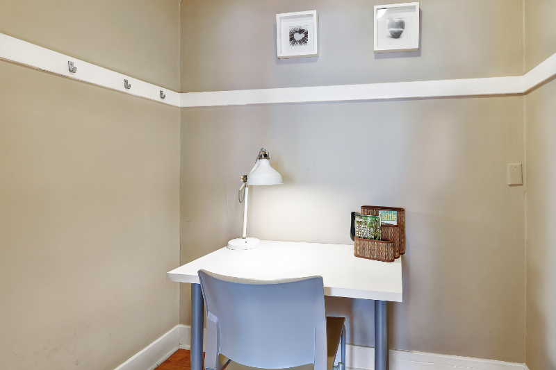 311 12th Ave E #C - Photo 6 of 14