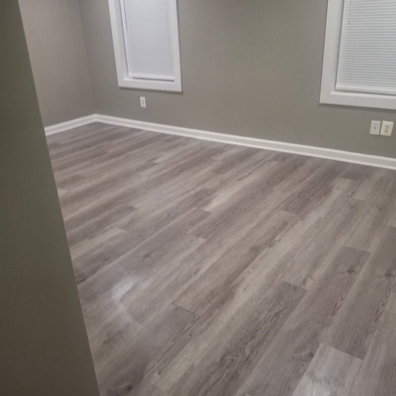 319 Burns Street Southeast - Photo 6 of 12