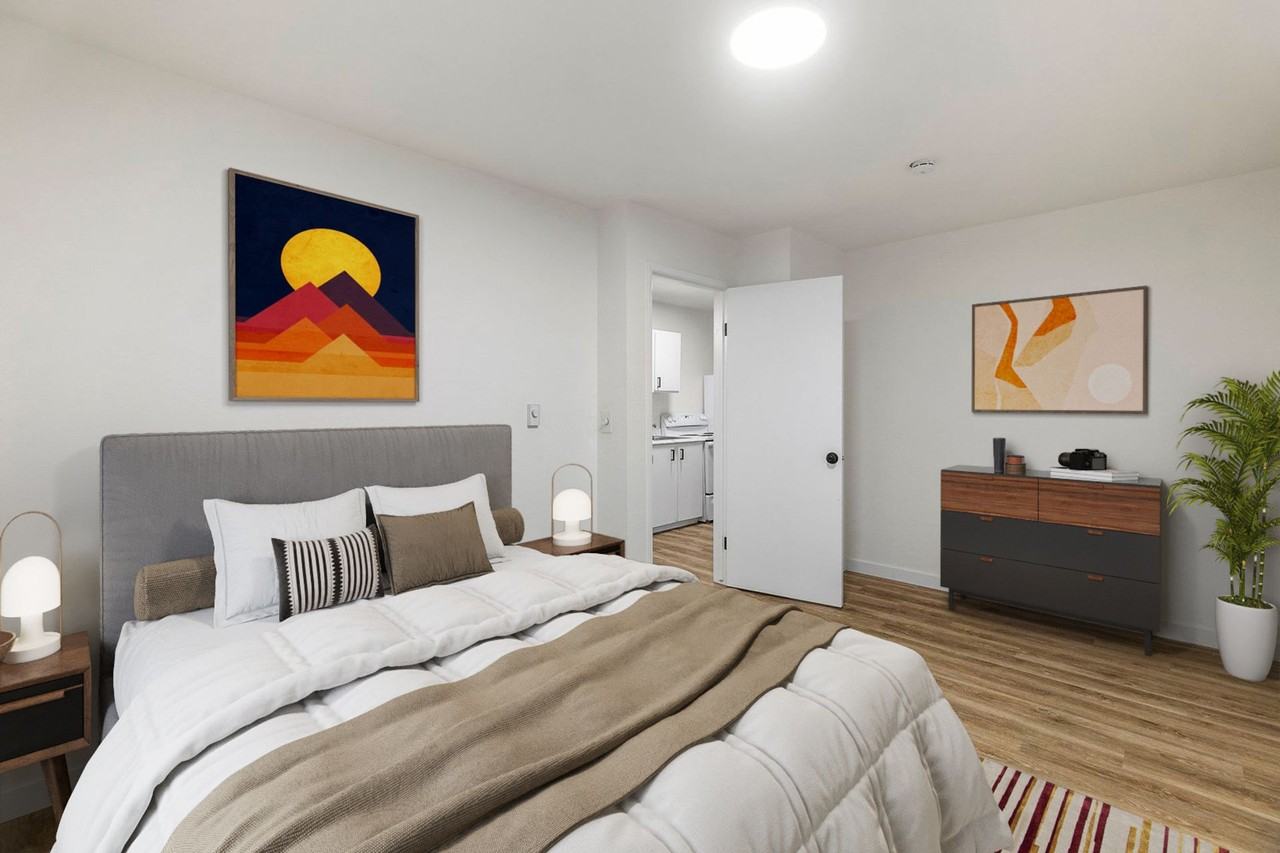 Emerald Greens Apartments – Modern Living in the Heart of Olympia - Photo 3 of 10