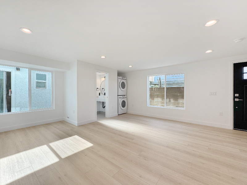 4461 Farquhar Ave #D - Photo 2 of 13