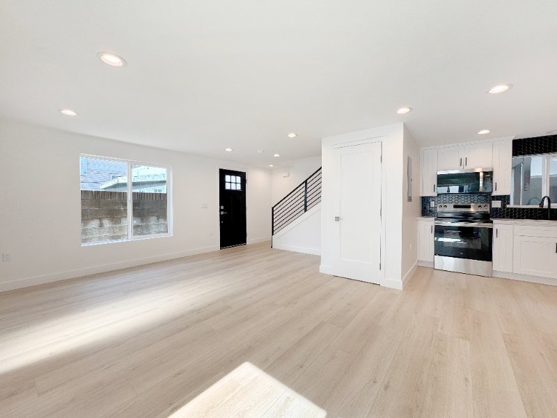 4461 Farquhar Ave #D - Photo 3 of 13