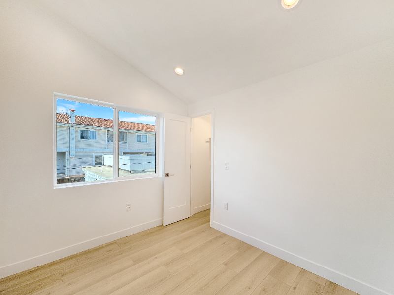 4461 Farquhar Ave #D - Photo 6 of 13