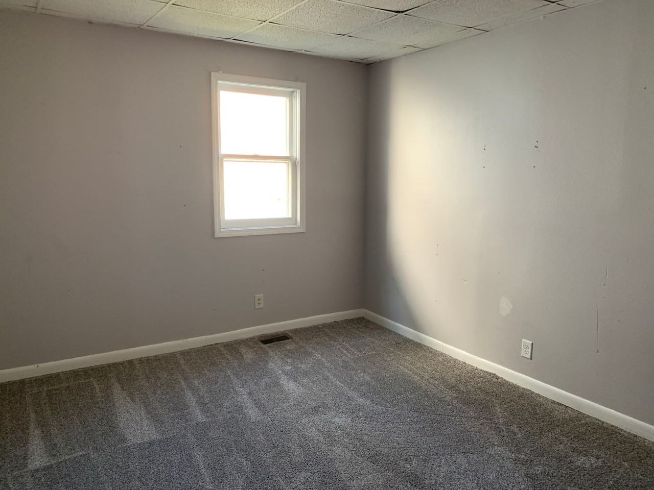 121 East Main Street - Photo 6 of 8