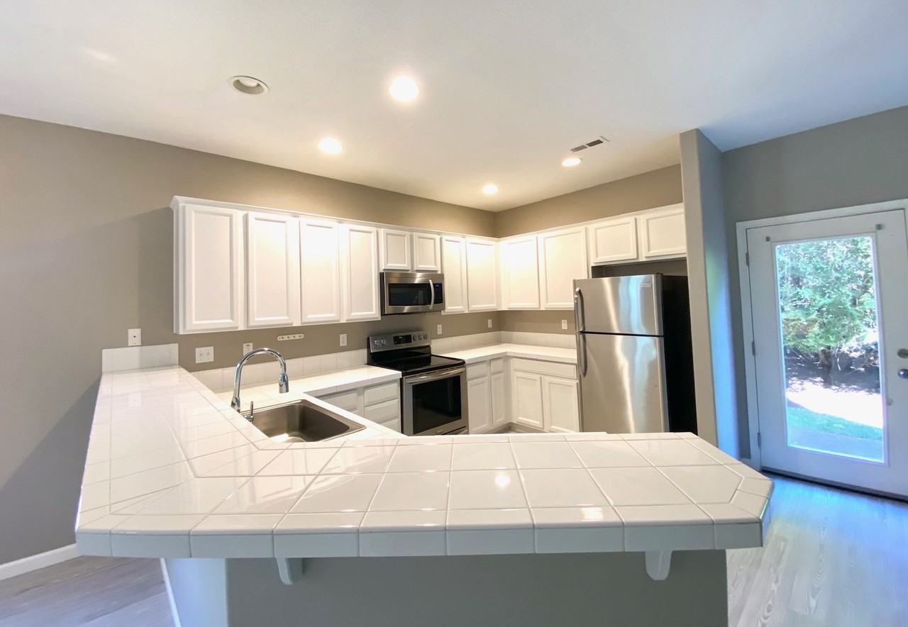 16305 Sw Whistling Swan Ln - Photo 3 of 18