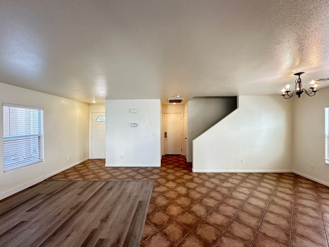 6270 Canebrake Ct - Photo 5 of 22