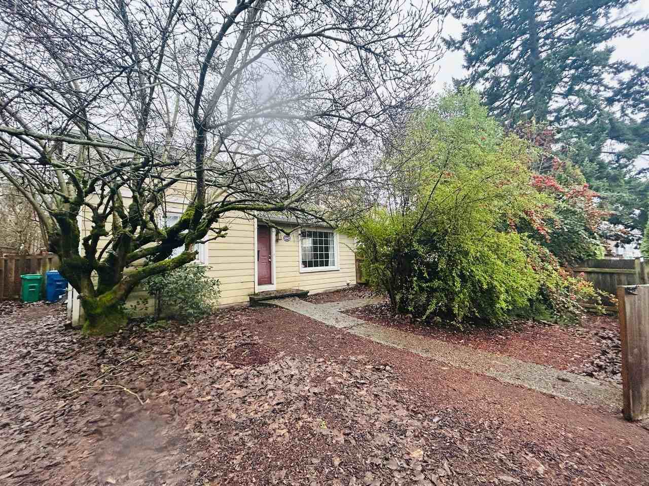 5042 Fauntleroy Way Sw - Photo 2 of 18