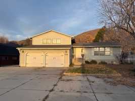 featured image of 1264 Main Street